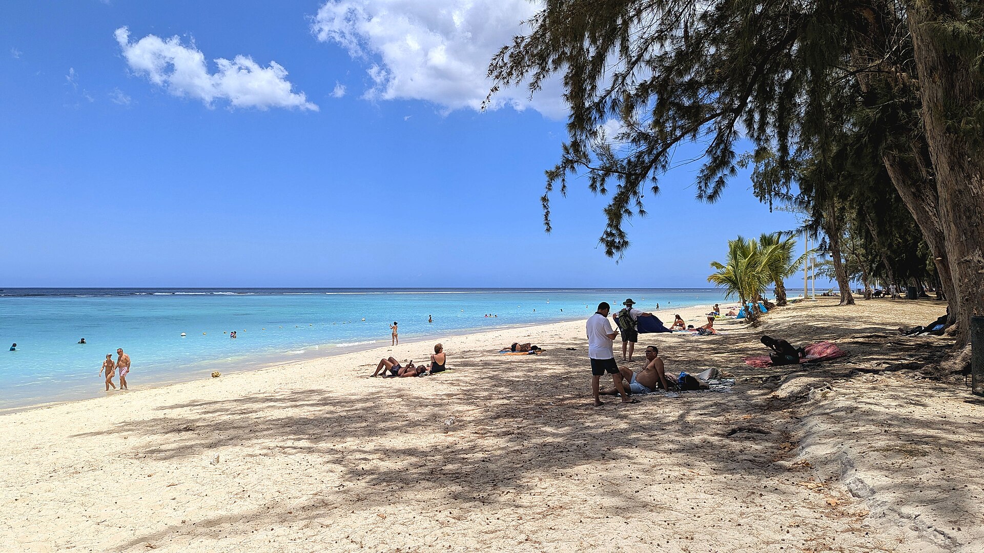 Playa y laguna en Mauricio