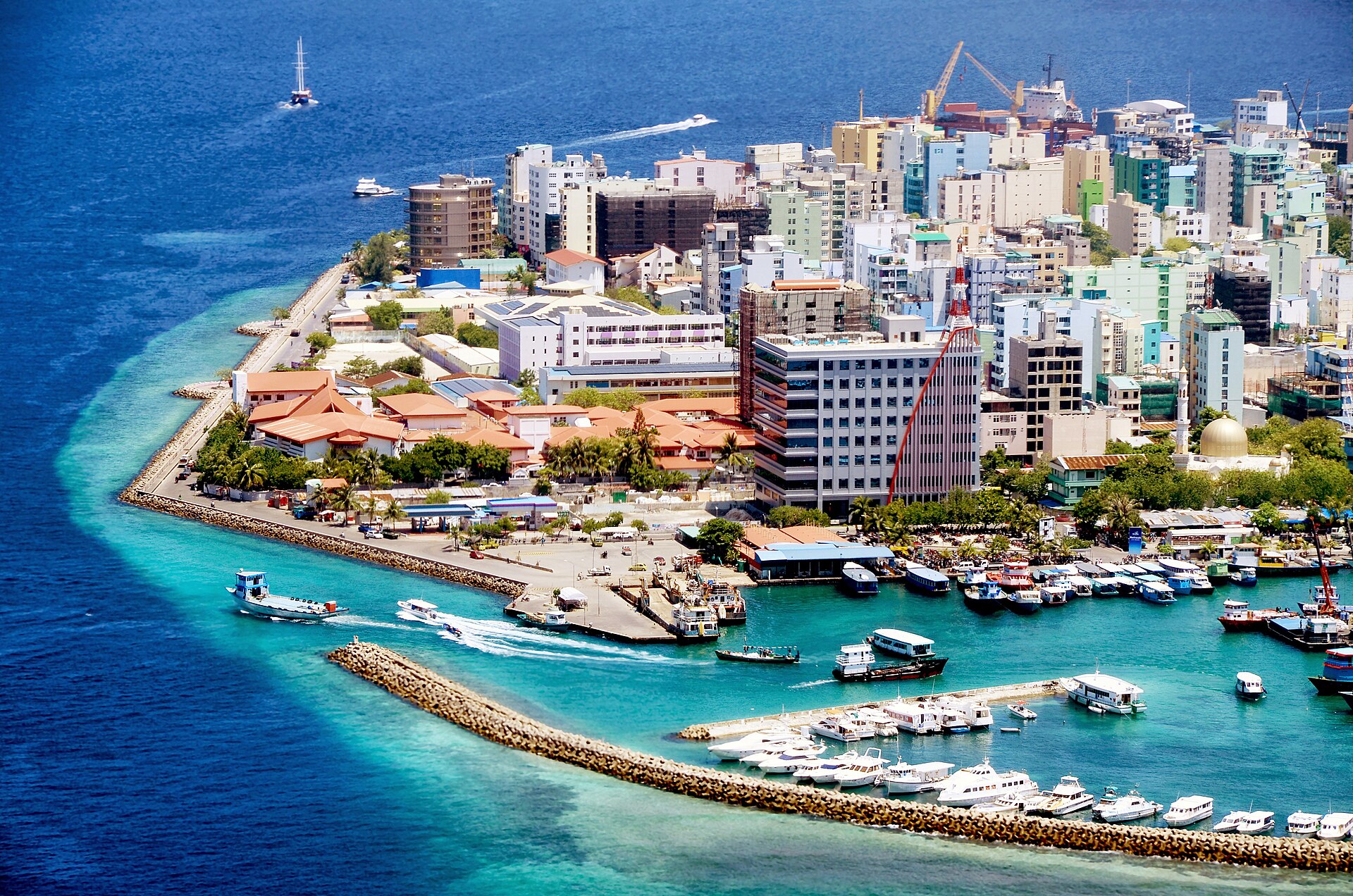 Visita a Malé