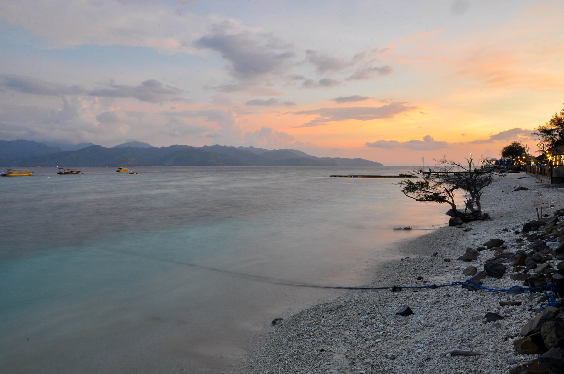 Snorkel con tortugas en las Islas Gili