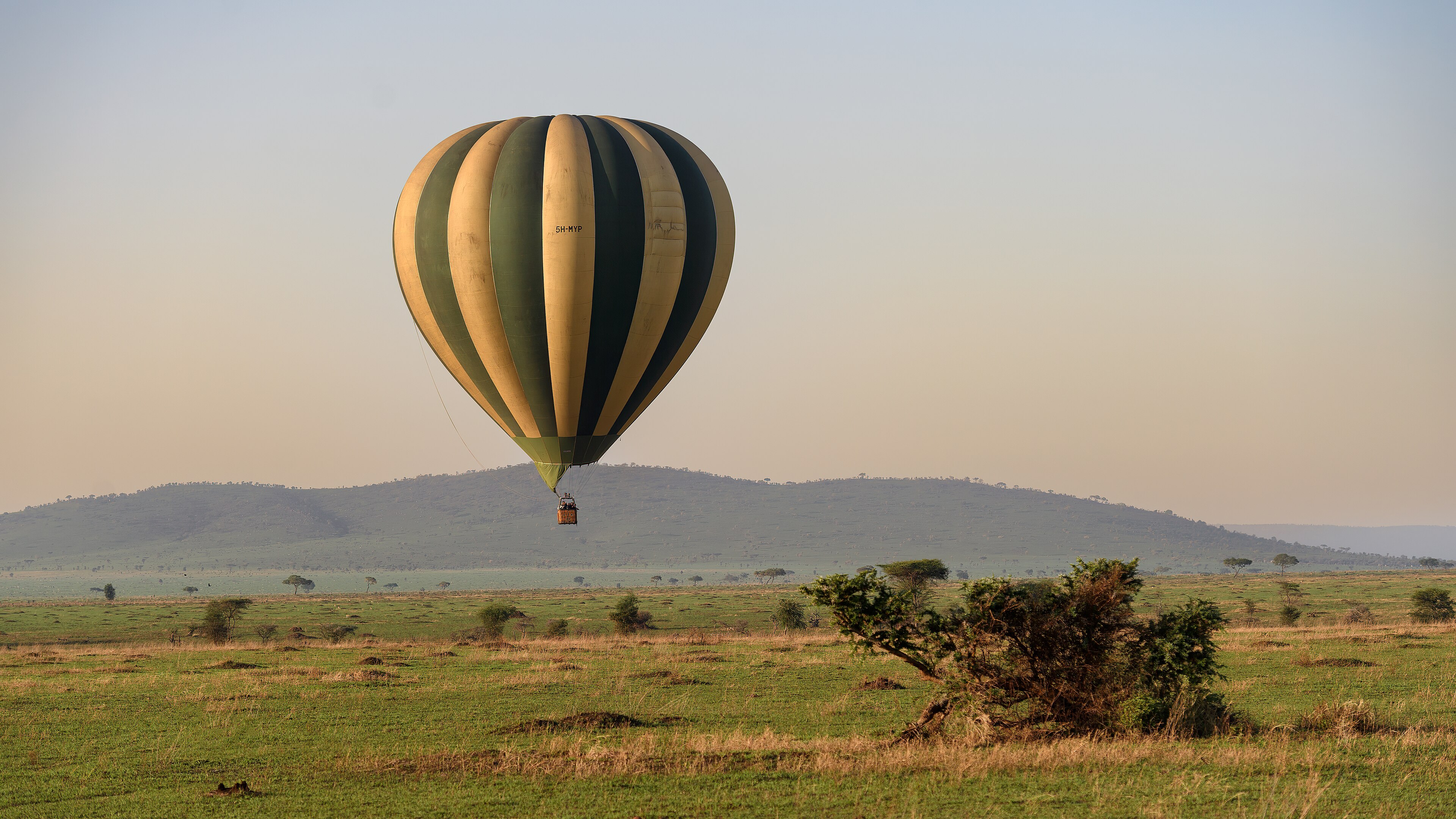 Globo sobre el Serengeti
