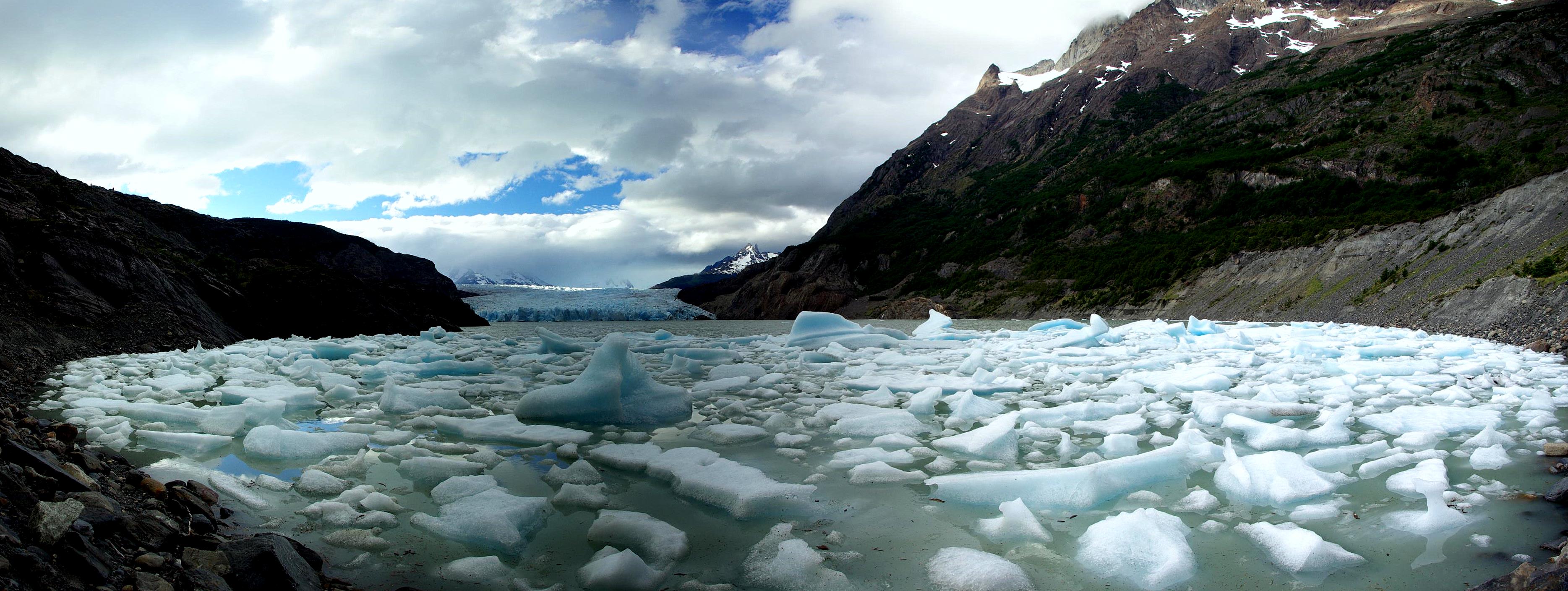 Navegación al glaciar Grey